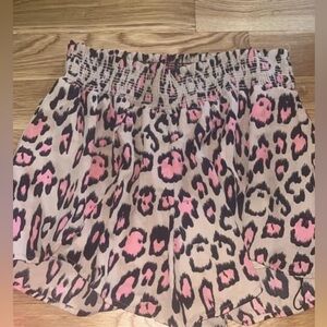 Peach Love California Leopard Animal Print  Flowy Bottoms Shorts Medium